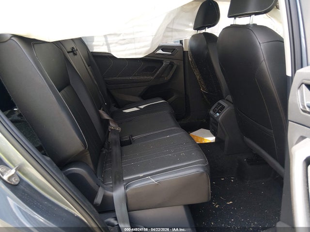 2022 Volkswagen Tiguan 2.0t Se მანქანა იყიდება აუქციონზე, vin: 3VV3B7AX5NM123472, აუქციონის ნომერი: 44924158