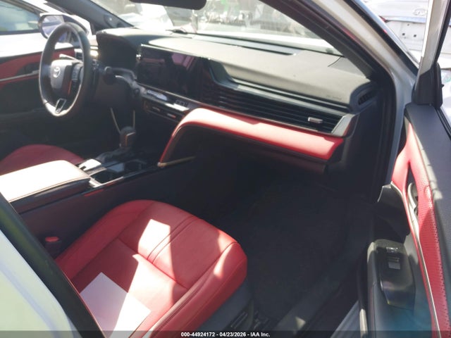 Toyota CAMRY XSE 2026 4T1DAACK0TU221625 Image 5
