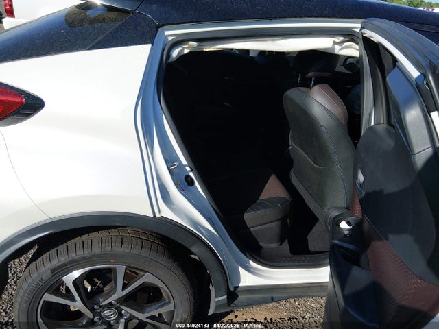 Продаж на аукціоні авто 2019 Toyota C-hr Limited, vin: JTNKHMBX6K1039817, номер лоту: 44924183