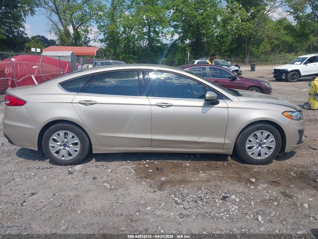 Ford FUSION S 2019 3FA6P0G77KR160071 Image 13