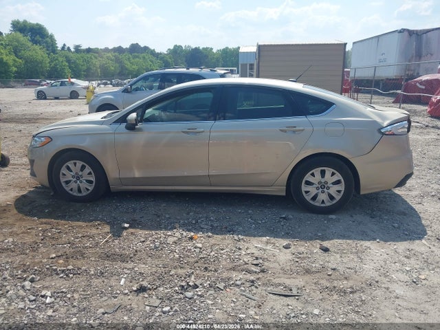 Ford FUSION S 2019 3FA6P0G77KR160071 Image 14
