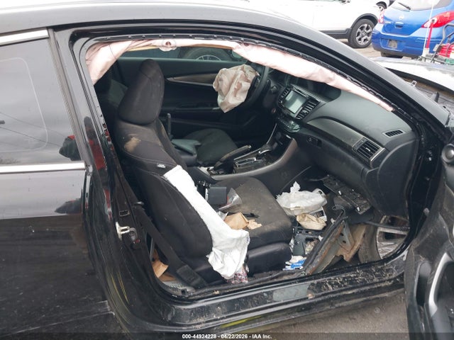 Aukcja sprzedaży 2016 Honda Accord Ex, vin: 1HGCT1B78GA011161, numer aukcji: 44924228