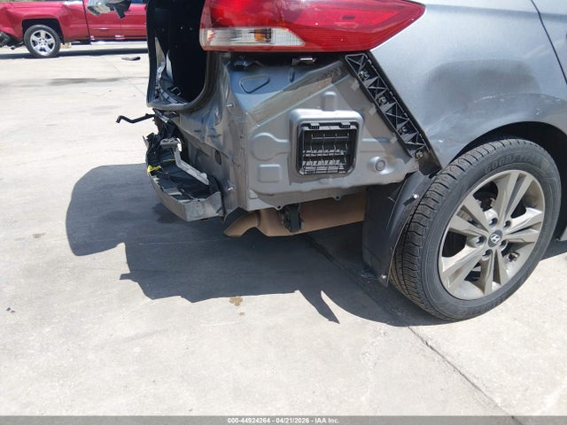 Aukcja sprzedaży 2017 Hyundai Elantra Se, vin: KMHD84LF0HU151826, numer aukcji: 44924264