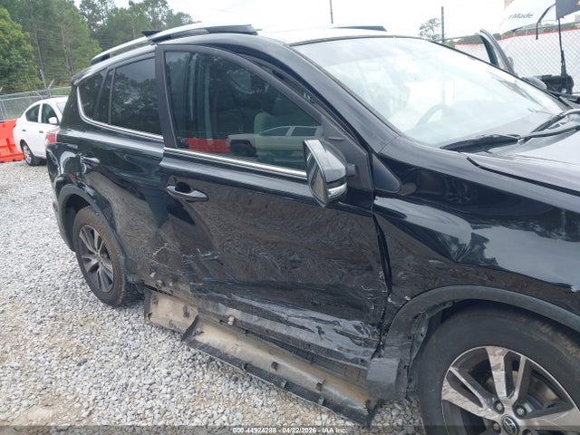 2T3RFREV0HW603701 Toyota Rav4 Xle