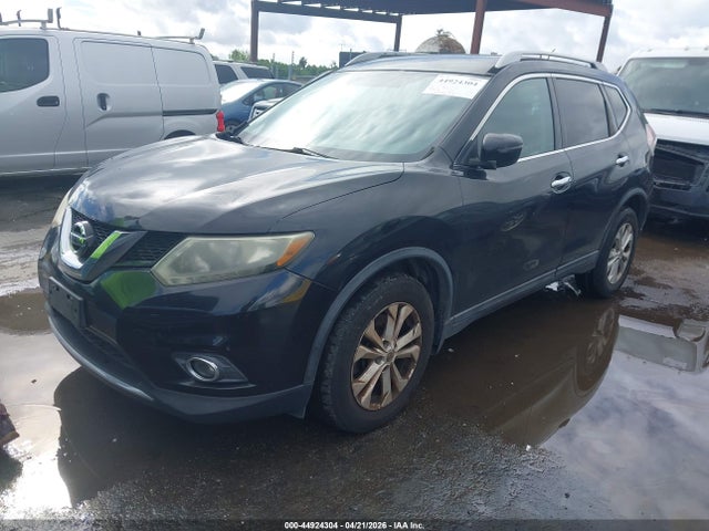5N1AT2MM8GC811151 Nissan ROGUE SV