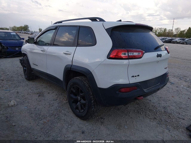 2016 Jeep Cherokee Trailhawk მანქანა იყიდება აუქციონზე, vin: 1C4PJMBB7GW246844, აუქციონის ნომერი: 44924325