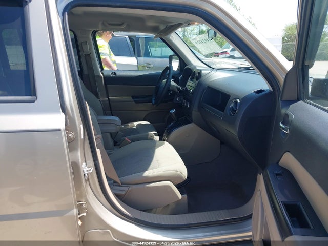 Продажа на аукционе авто 2010 Jeep Patriot Sport, vin: 1J4NT2GB3AD573401, номер лота: 44924329