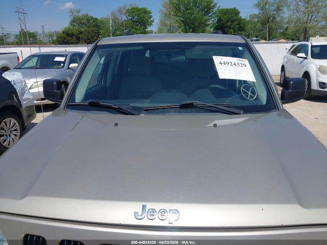 Продажа на аукционе авто 2010 Jeep Patriot Sport, vin: 1J4NT2GB3AD573401, номер лота: 44924329