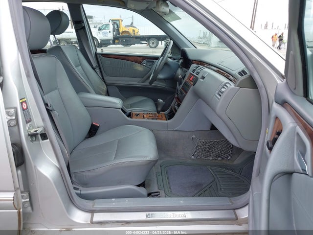 Aukcja sprzedaży 2001 Mercedes-benz E 320, vin: WDBJF65J01B167132, numer aukcji: 44924333