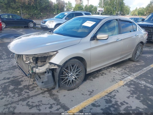 Продажа на аукционе авто 2017 Honda Accord Lx, vin: 1HGCR2F35HA177327, номер лота: 44924367