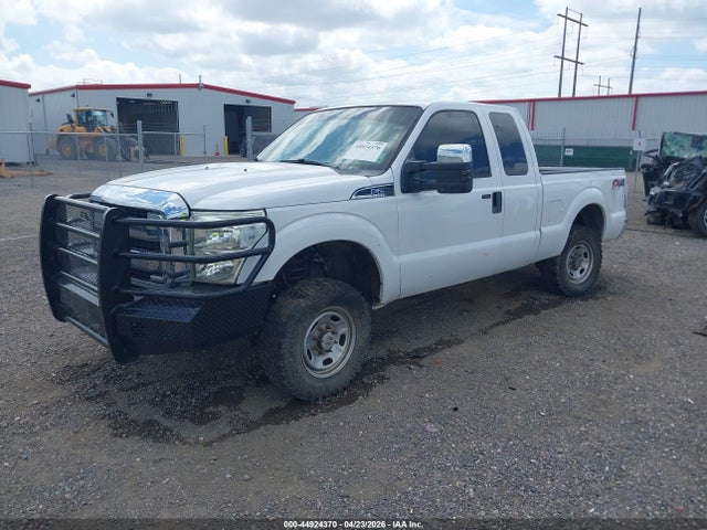 44924370 :رقم المزاد ، 1FT7X2B68CEC97968 vin ، 2012 Ford F-250 Xlt مزاد بيع