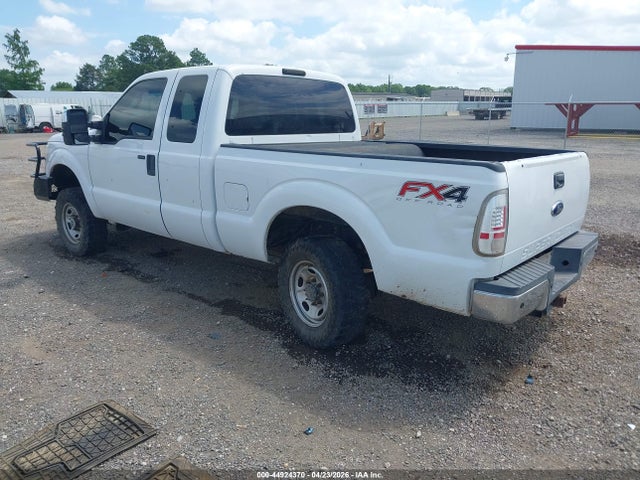 44924370 :رقم المزاد ، 1FT7X2B68CEC97968 vin ، 2012 Ford F-250 Xlt مزاد بيع
