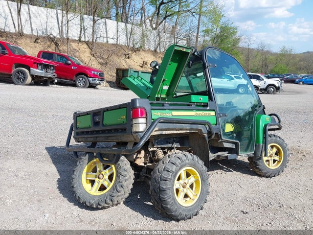 44924376 :رقم المزاد ، 1M0825GEVDM064362 vin ، 2013 John Deere Xuv835m Gator مزاد بيع
