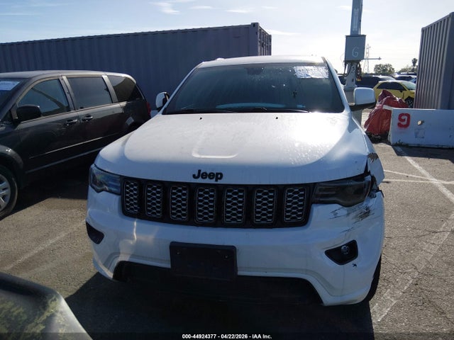 Продажа на аукционе авто 2022 Jeep Grand Cherokee Wk Laredo X 4x4, vin: 1C4RJFAG8NC150415, номер лота: 44924377