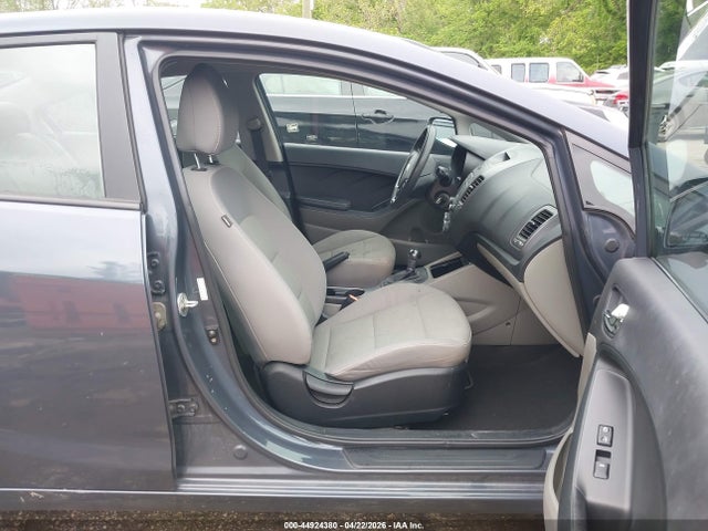 Продаж на аукціоні авто 2016 Kia Forte Lx, vin: KNAFX4A6XG5558559, номер лоту: 44924380