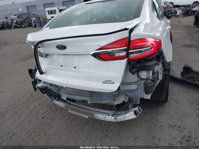3FA6P0LU9LR173563 Ford Fusion Hybrid Se