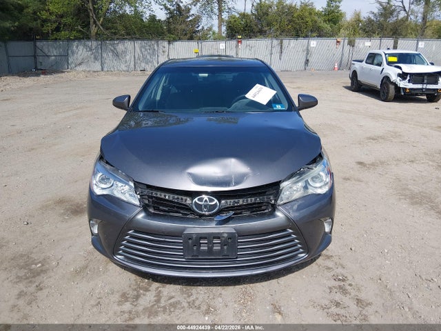 Aukcja sprzedaży 2016 Toyota Camry Le, vin: 4T4BF1FK9GR540828, numer aukcji: 44924439