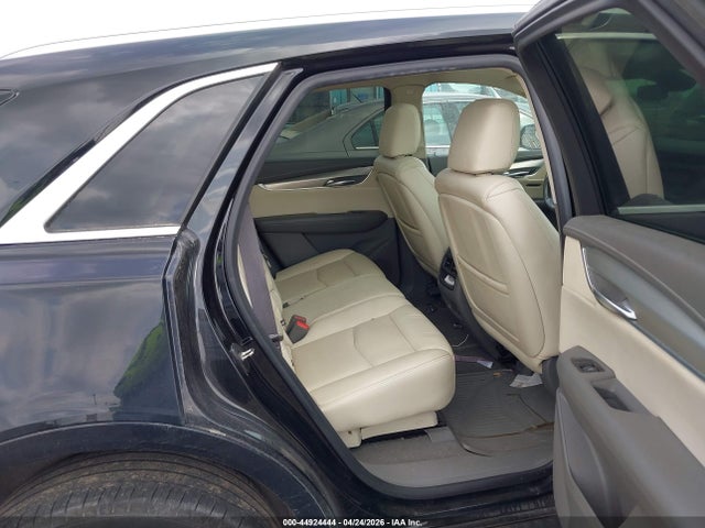 44924444 :رقم المزاد ، 1GYKNDRS6JZ185295 vin ، 2018 Cadillac Xt5 Luxury مزاد بيع