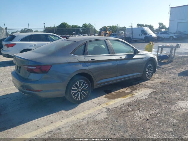 44924453 :رقم المزاد ، 3VWC57BU0MM005058 vin ، 2021 Volkswagen Jetta مزاد بيع