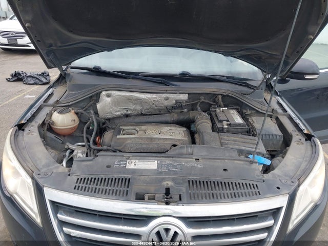 2011 Volkswagen Tiguan Se მანქანა იყიდება აუქციონზე, vin: WVGBV7AX8BW531263, აუქციონის ნომერი: 44924473