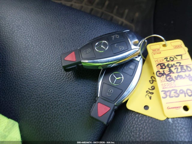 44924474 :رقم المزاد ، WDCTG4GBXHJ323902 vin ، 2017 Mercedes-benz Gla 250 4matic مزاد بيع