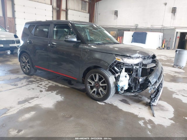 2021 Kia Soul Gt-line მანქანა იყიდება აუქციონზე, vin: KNDJ63AU0M7739470, აუქციონის ნომერი: 44924475