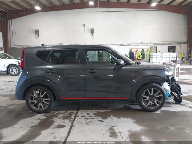 2021 Kia Soul Gt-line მანქანა იყიდება აუქციონზე, vin: KNDJ63AU0M7739470, აუქციონის ნომერი: 44924475