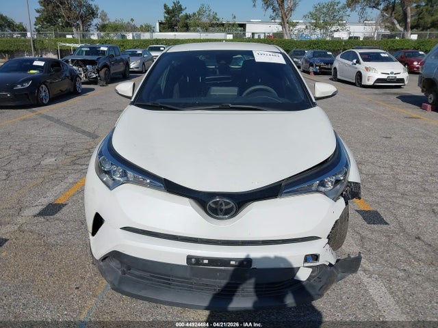 Продажа на аукционе авто 2019 Toyota C-hr Le, vin: JTNKHMBX5K1051585, номер лота: 44924484