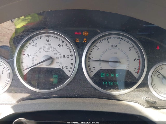 44924492 :رقم المزاد ، 2A8HR64XX9R680715 vin ، 2009 Chrysler Town & Country Limited مزاد بيع