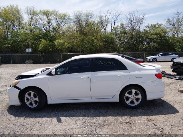 Продажа на аукционе авто 2013 Toyota Corolla S, vin: 2T1BU4EE5DC041745, номер лота: 44924499