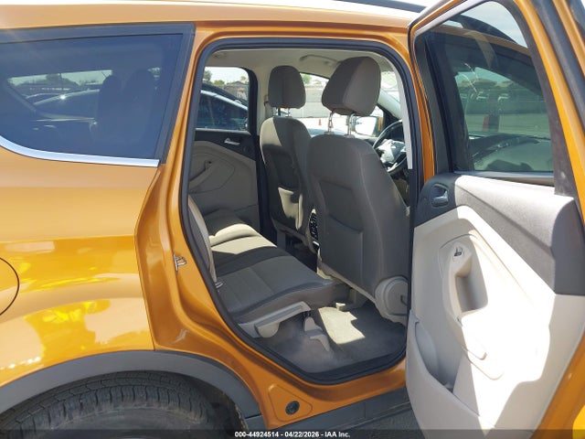 Продажа на аукционе авто 2016 Ford Escape Se, vin: 1FMCU0GX6GUB60824, номер лота: 44924514