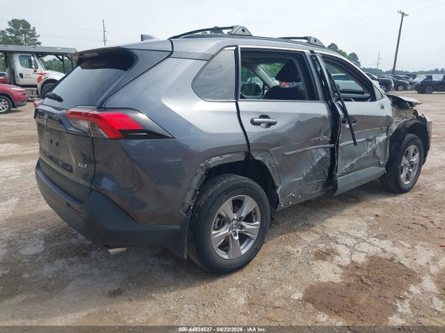 Toyota Rav4 Xle 2023 2T3W1RFV9PW299640 Image 4
