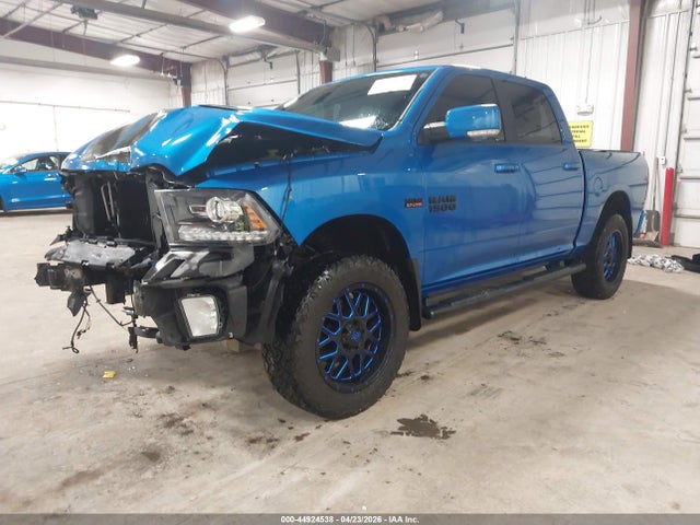 44924538 :رقم المزاد ، 1C6RR7MT2JS194182 vin ، 2018 Ram 1500 Sport  4x4 5'7 Box مزاد بيع
