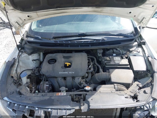 Продажа на аукционе авто 2017 Kia Forte Lx, vin: 3KPFK4A77HE032387, номер лота: 44924541