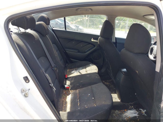 Продажа на аукционе авто 2017 Kia Forte Lx, vin: 3KPFK4A77HE032387, номер лота: 44924541