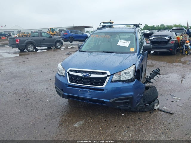 44924553 :رقم المزاد ، JF2SJABC3HH531534 vin ، 2017 Subaru Forester 2.5i مزاد بيع