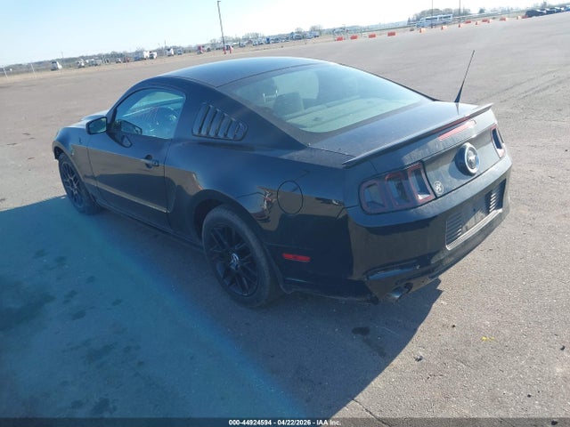 Ford Mustang V6 2014 1ZVBP8AM2E5321369 Image 3