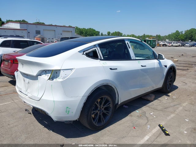 Продаж на аукціоні авто 2025 Tesla Model Y Long Range Dual Motor Rear-wheel Drive, vin: 7SAYGDED4SA355257, номер лоту: 44924596