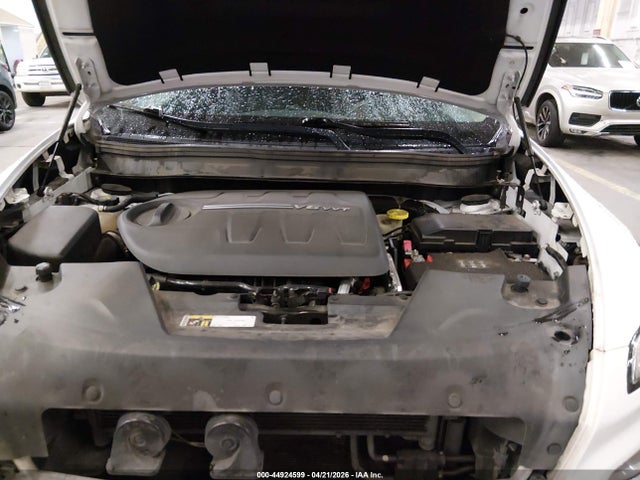 Продаж на аукціоні авто 2016 Jeep Cherokee Latitude, vin: 1C4PJMCS4GW254947, номер лоту: 44924599