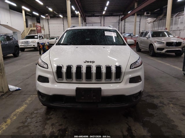 Продаж на аукціоні авто 2016 Jeep Cherokee Latitude, vin: 1C4PJMCS4GW254947, номер лоту: 44924599