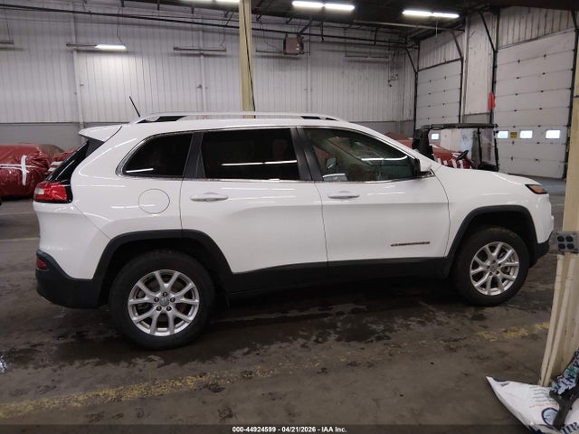 Продаж на аукціоні авто 2016 Jeep Cherokee Latitude, vin: 1C4PJMCS4GW254947, номер лоту: 44924599