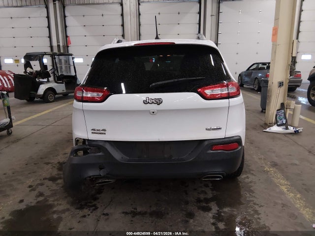 Продаж на аукціоні авто 2016 Jeep Cherokee Latitude, vin: 1C4PJMCS4GW254947, номер лоту: 44924599