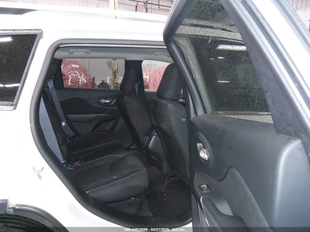 Продаж на аукціоні авто 2016 Jeep Cherokee Latitude, vin: 1C4PJMCS4GW254947, номер лоту: 44924599