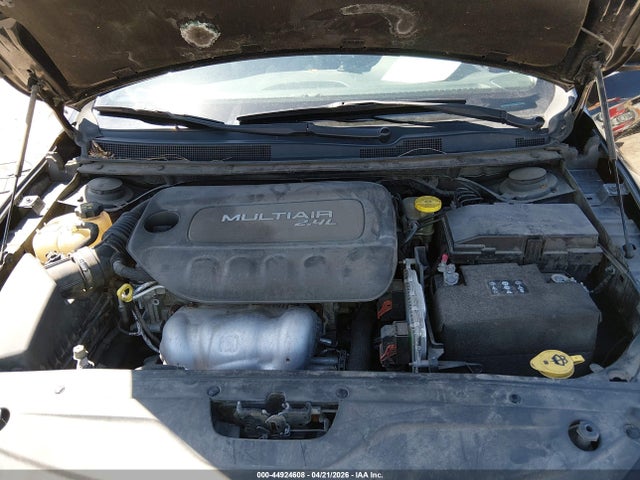 2016 Chrysler 200 Limited მანქანა იყიდება აუქციონზე, vin: 1C3CCCAB2GN126819, აუქციონის ნომერი: 44924608