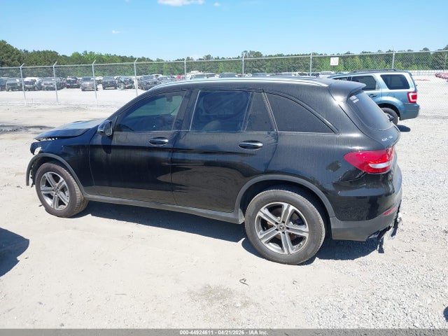 2019 Mercedes-benz Glc 300 მანქანა იყიდება აუქციონზე, vin: WDC0G4JB4KV168579, აუქციონის ნომერი: 44924611