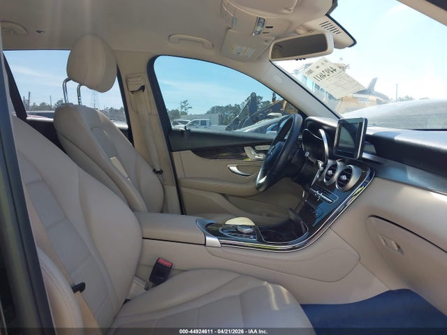 2019 Mercedes-benz Glc 300 მანქანა იყიდება აუქციონზე, vin: WDC0G4JB4KV168579, აუქციონის ნომერი: 44924611