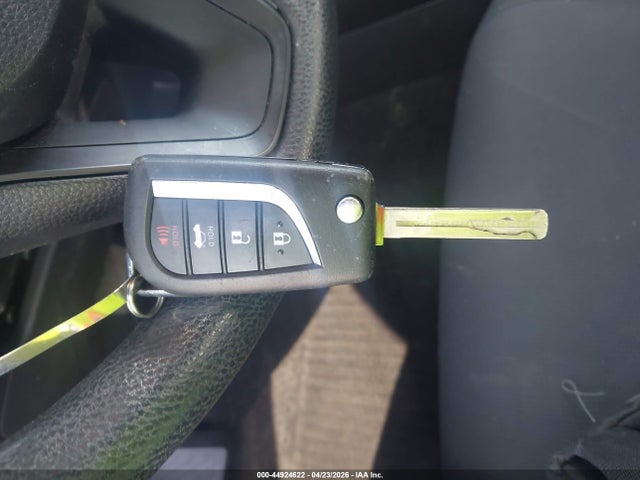44924622 :رقم المزاد ، JTDEPMAE8N3014009 vin ، 2022 Toyota Corolla Le مزاد بيع