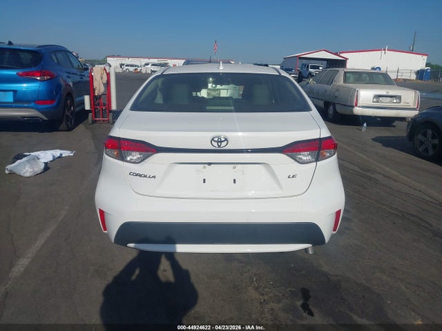 44924622 :رقم المزاد ، JTDEPMAE8N3014009 vin ، 2022 Toyota Corolla Le مزاد بيع