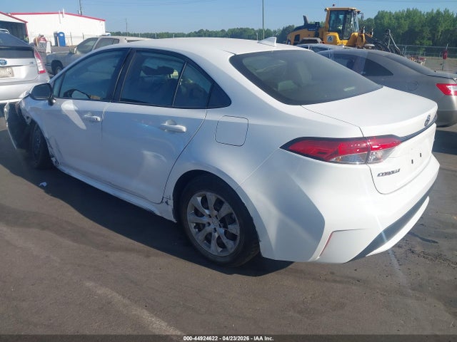 44924622 :رقم المزاد ، JTDEPMAE8N3014009 vin ، 2022 Toyota Corolla Le مزاد بيع
