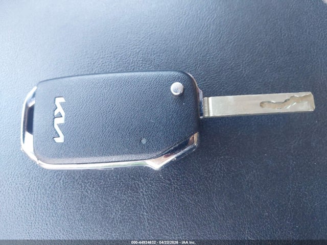 44924632 :رقم المزاد ، 5XYRGDLC1NG108175 vin ، 2022 Kia Sorento Lx مزاد بيع